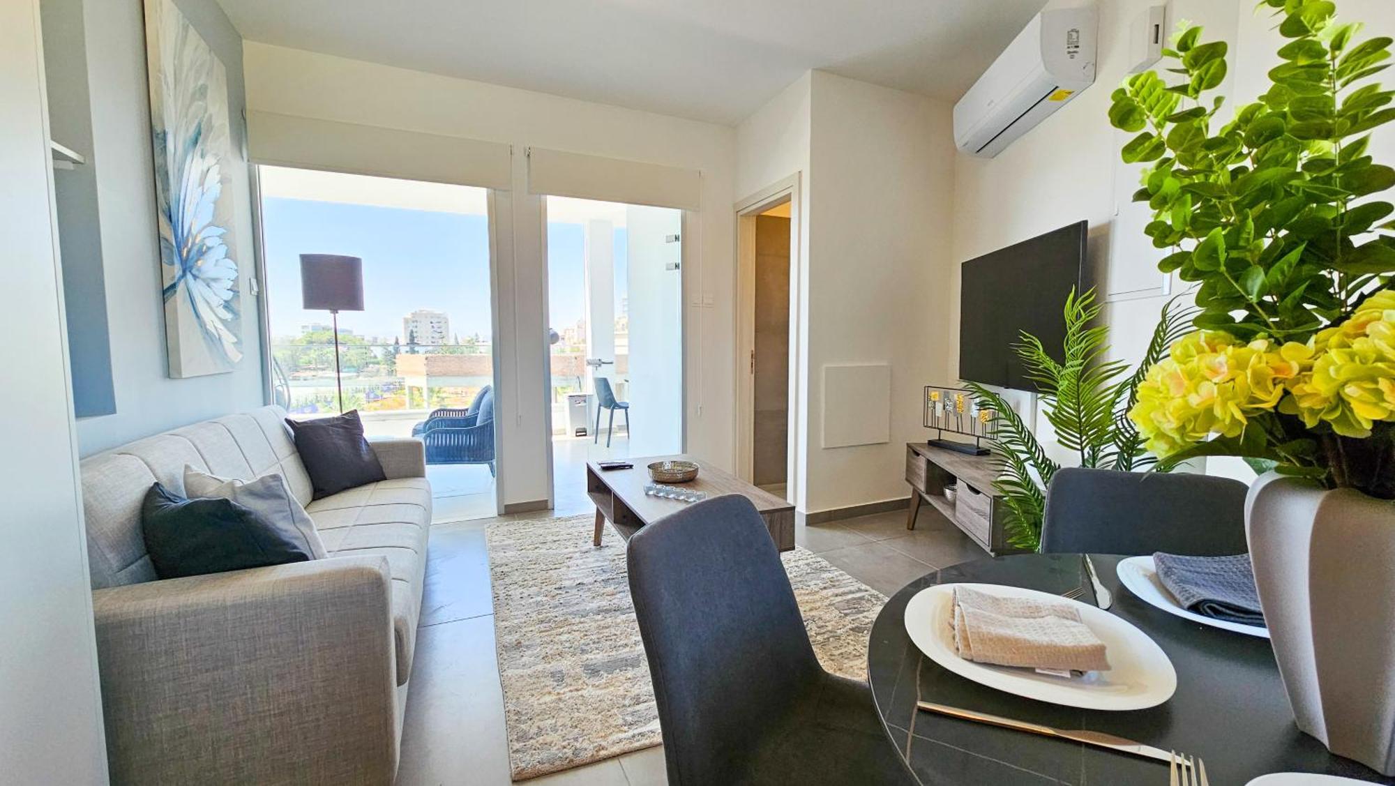 Sealife Citycenter Residences 拉纳卡 外观 照片